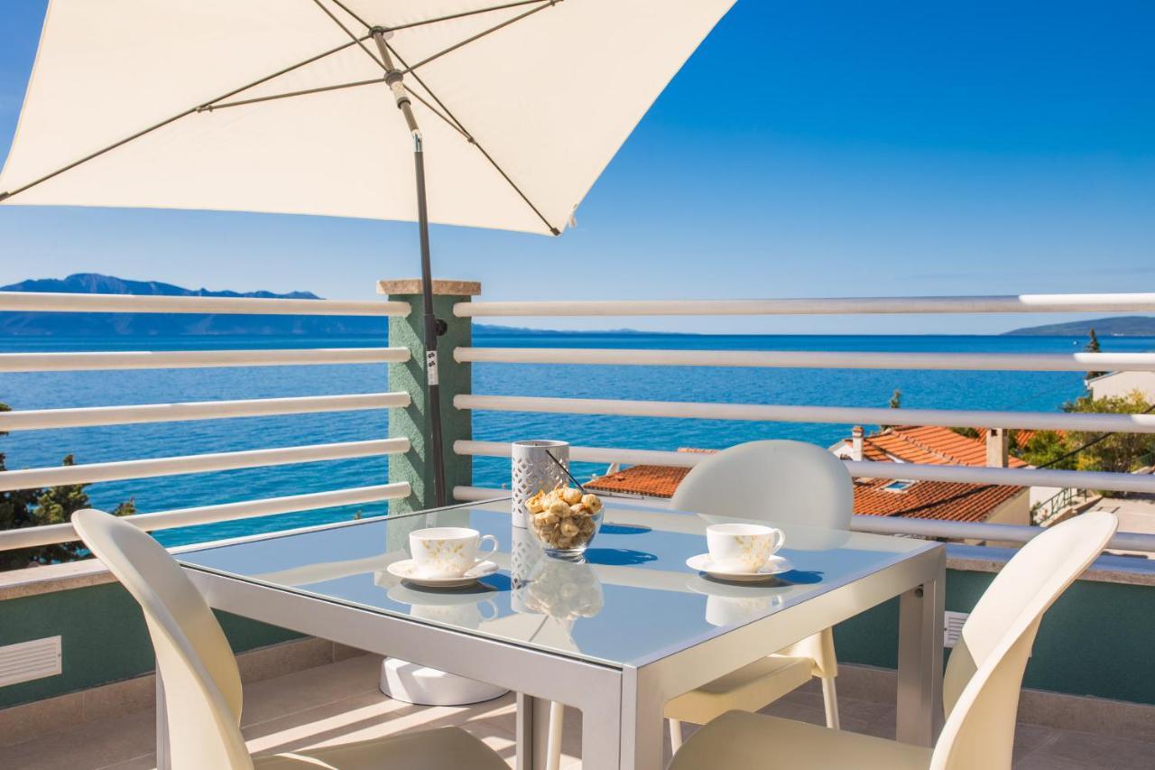 Apartments Zvonik Brist Εξωτερικό φωτογραφία